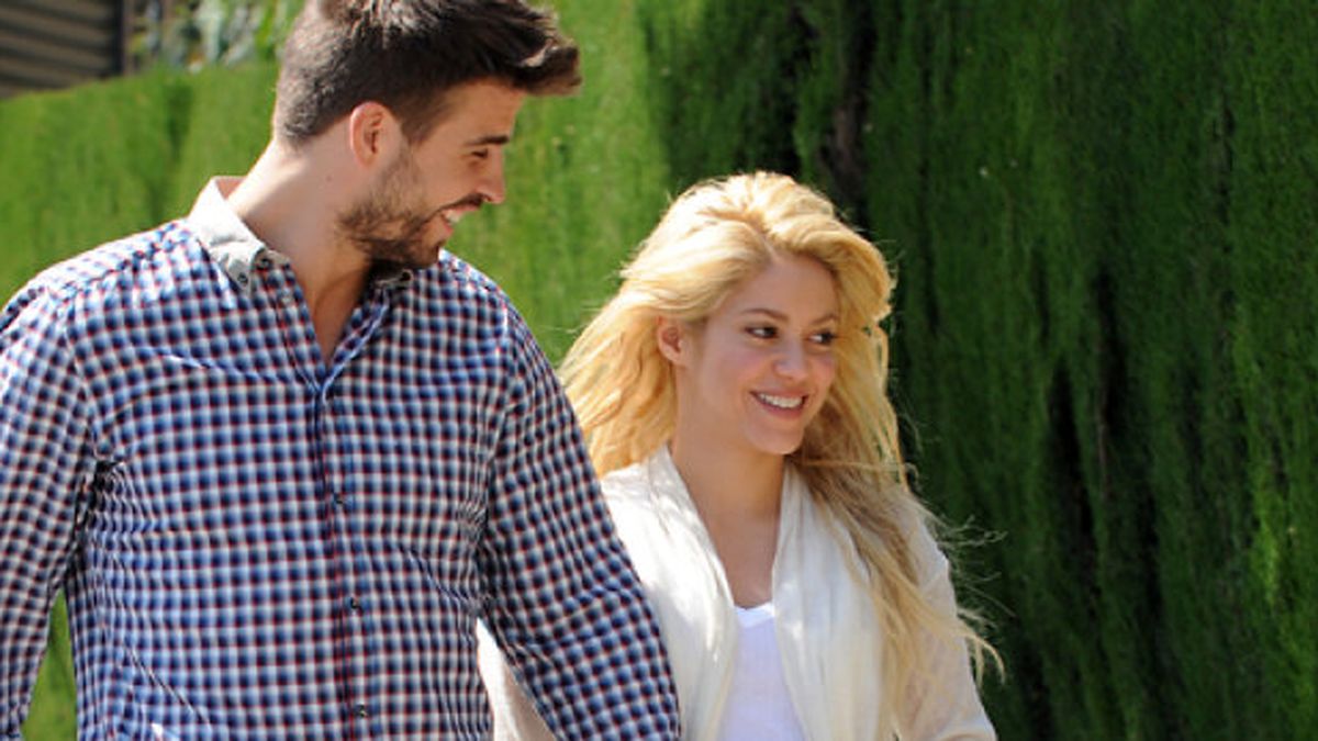 Piqué defiende a Shakira: "Si juegas bien o mal, da igual la novia que tengas"