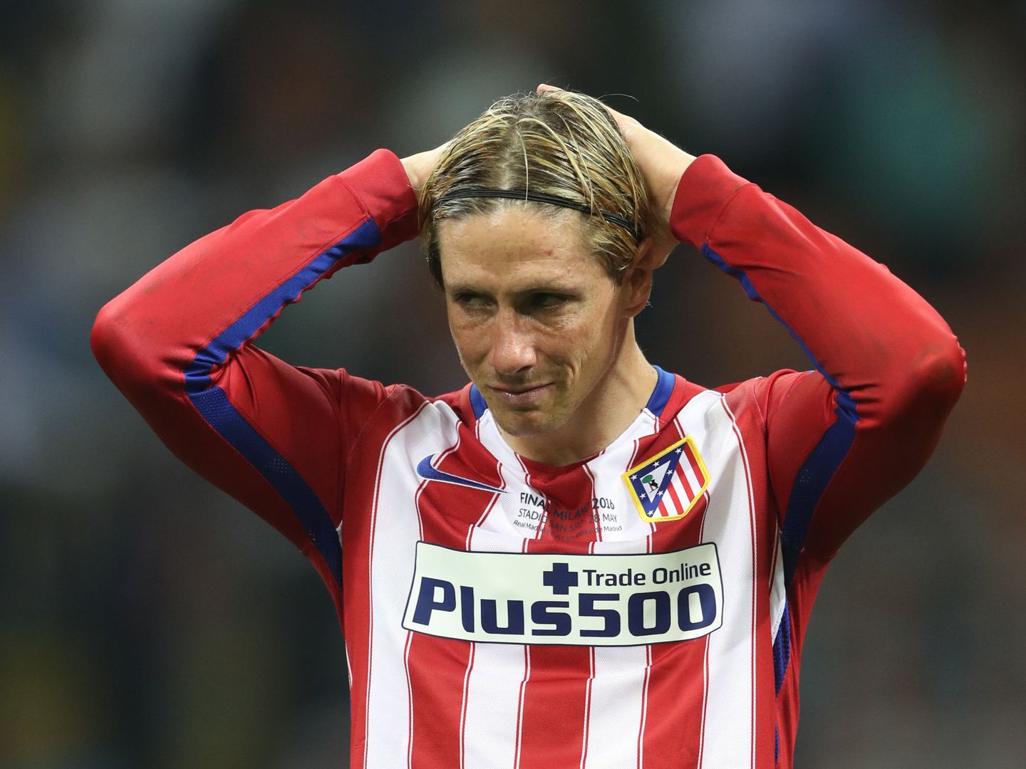 Las lágrimas de Fernando Torres tras perder la Champions frente al Real Madrid. (Reuters)