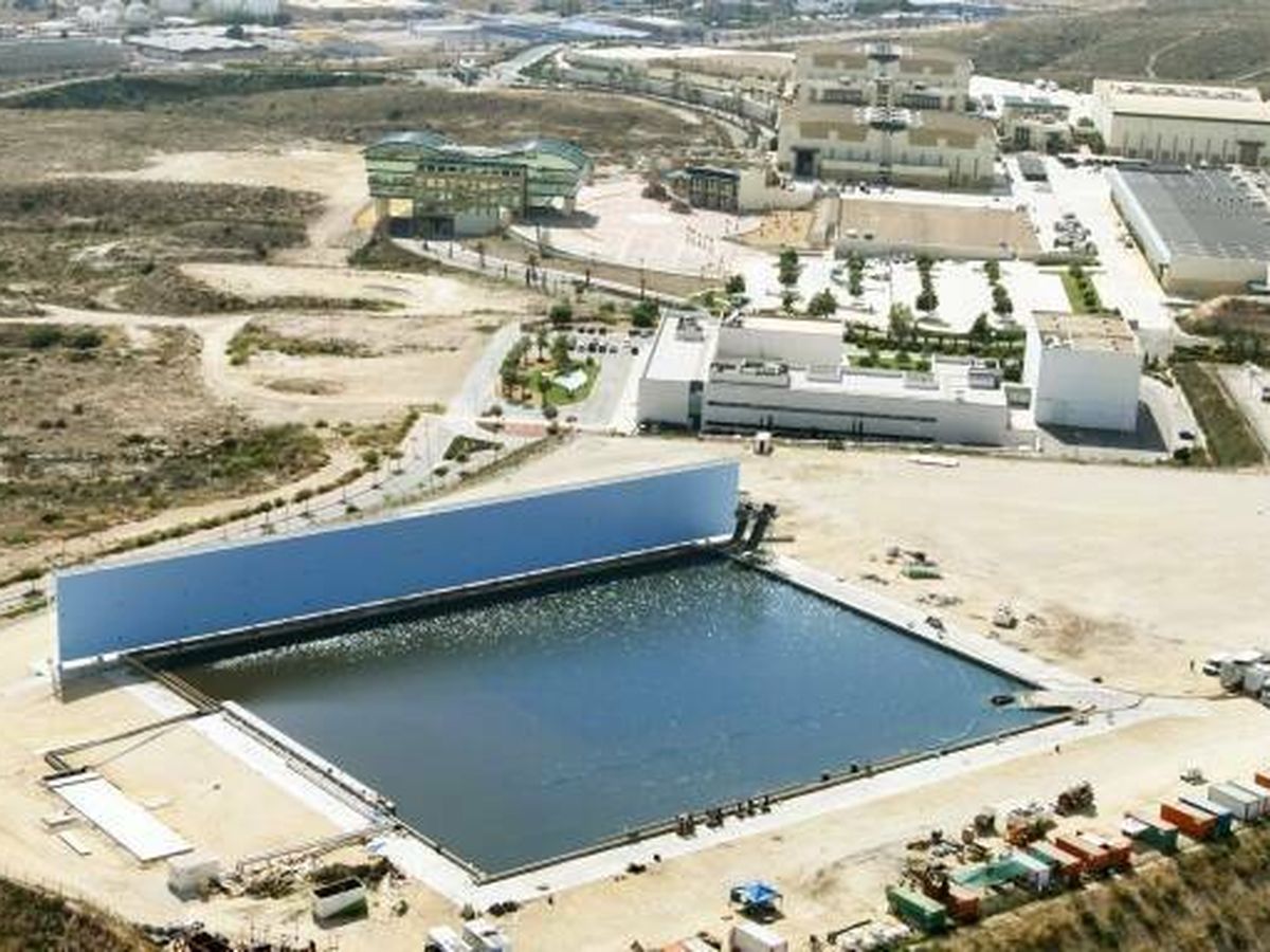 Foto: Tanque de agua de la Ciudad de la Luz, en Alicante.