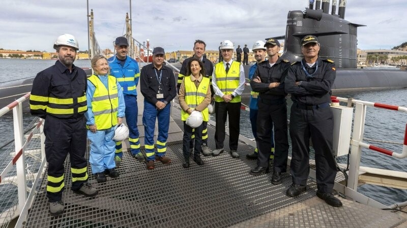 Foto de La Armada recibe el submarino y revive su crítica capacidad 