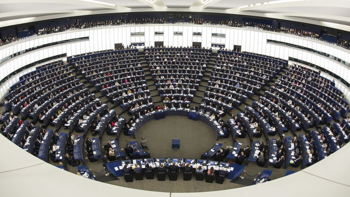 Eurodiputados caraduras: los privilegios de la casta