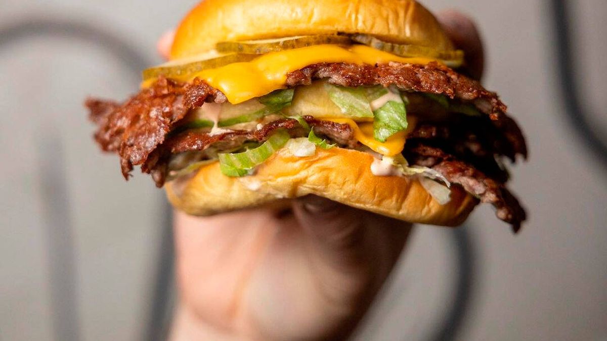 Goiko regala hoy cientos de 'smash burgers' en Madrid: así puedes conseguirlas