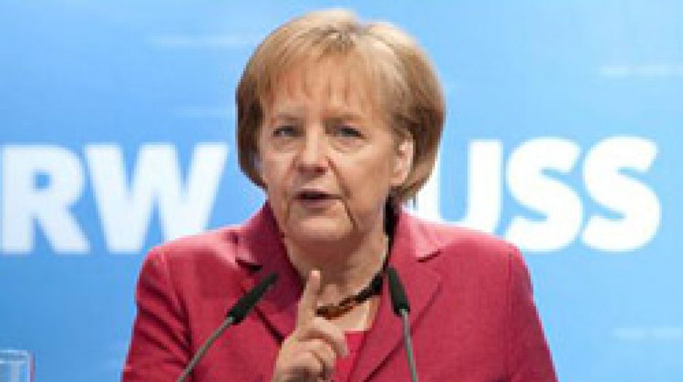 Foto: Merkel se muestra "muy a favor" de la tasa bancaria