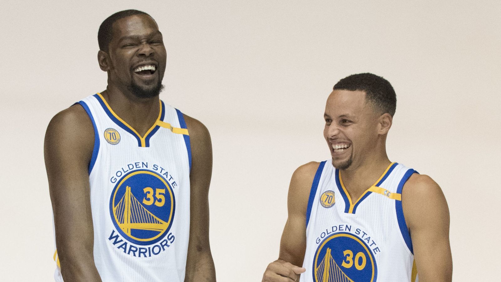 Foto: Una de las historias de la temporada: Durant y Curry en los Warriors (Kyle Terada/USA TODAY Sports)