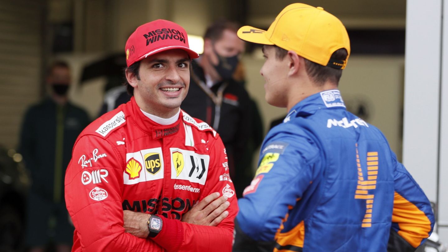 Aunque grandes rivales ahora, Sainz y Norris siguen manteniendo muy buena relación.