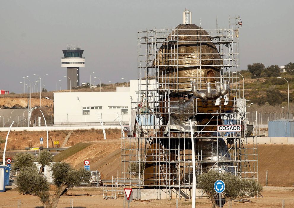 Foto: Primer aniversario del Aeropuerto de Castellón sin funcionar (efe)
