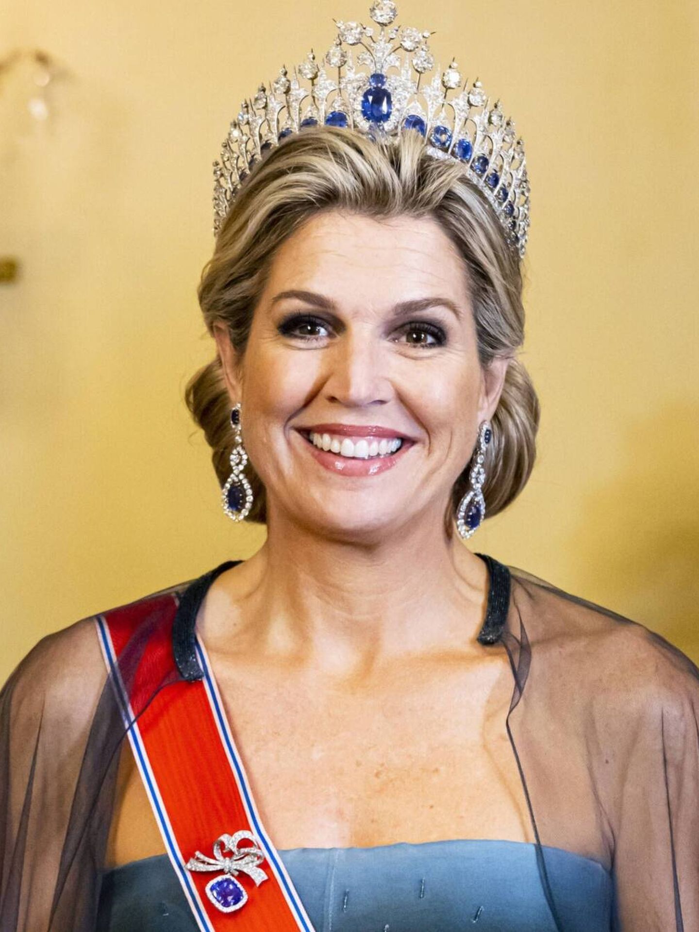 Máxima de Holanda con la tiara de Zafiros. (WireImage/ Patrick van Katwijk)