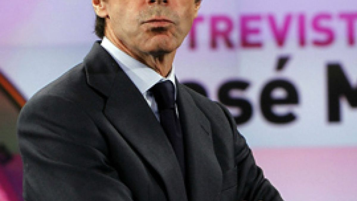Aznar abre la puerta a su regreso: "Cumpliré con mi responsabilidad con mi partido y con mi país"