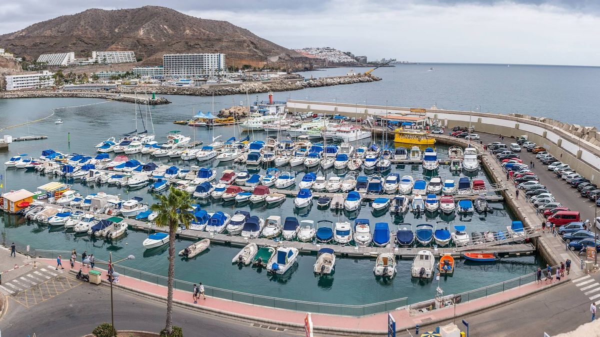 El último regalo de Coalición Canaria: alarga la concesión de puertos vip contra Fomento
