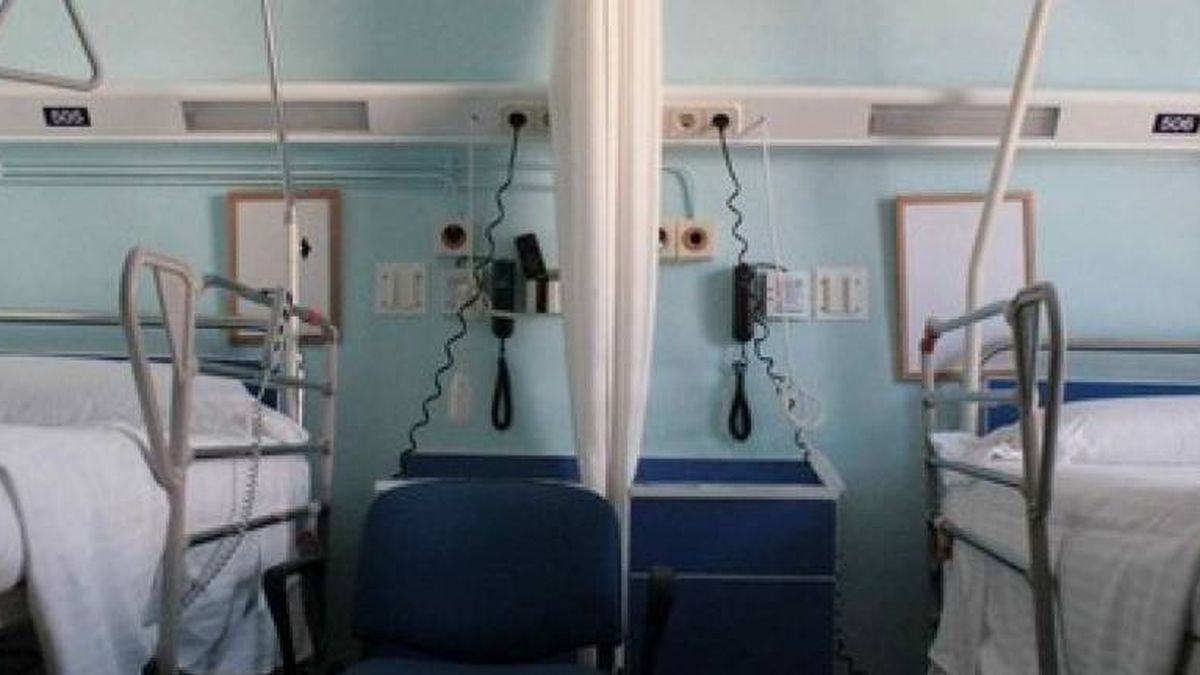 Casi 11.000 camas menos en los hospitales por falta de personal en verano