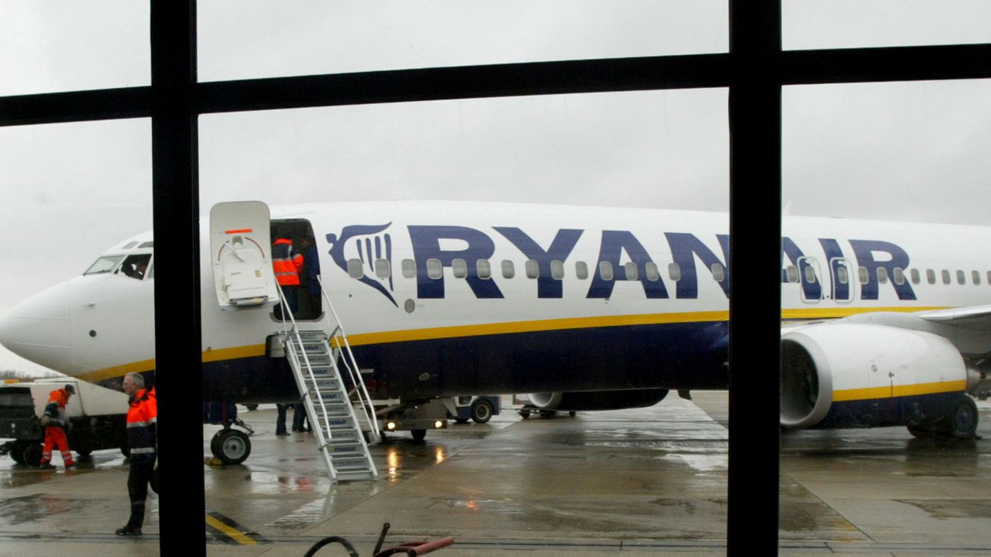 Avión de Ryanair en Bruselas Charleroi (Reuters)
