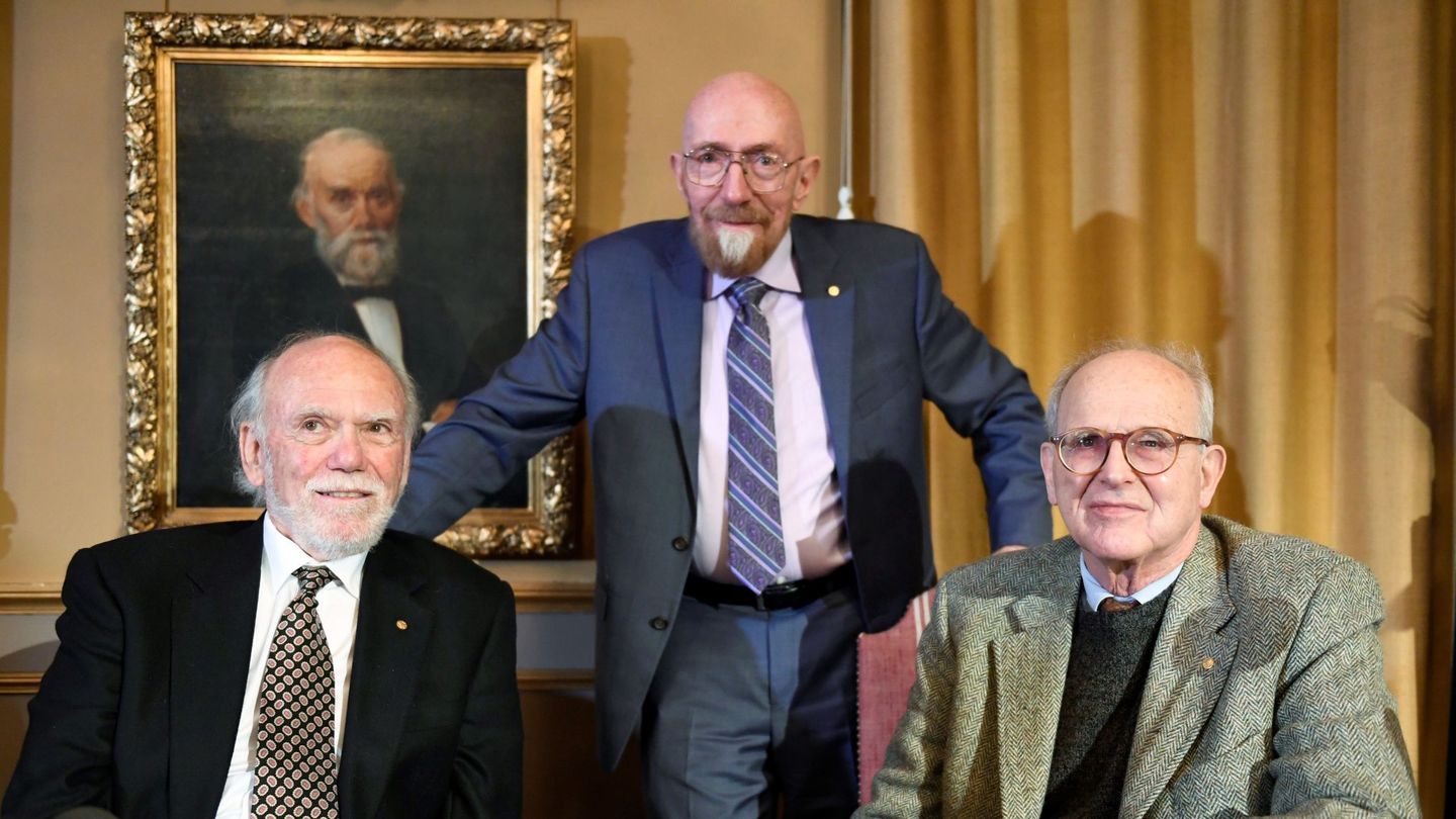 Los ganadores del Nobel de Física 2017, los científicos estadounidenses Barry C. Barish, Kip S. Thorne, y Rainer Weiss. (EFE)