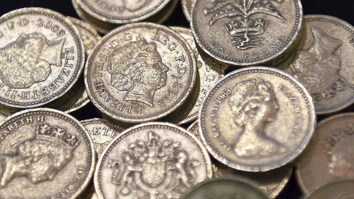 'Dios salve a la libra': la moneda británica se toma con más calma el 'No' de Escocia