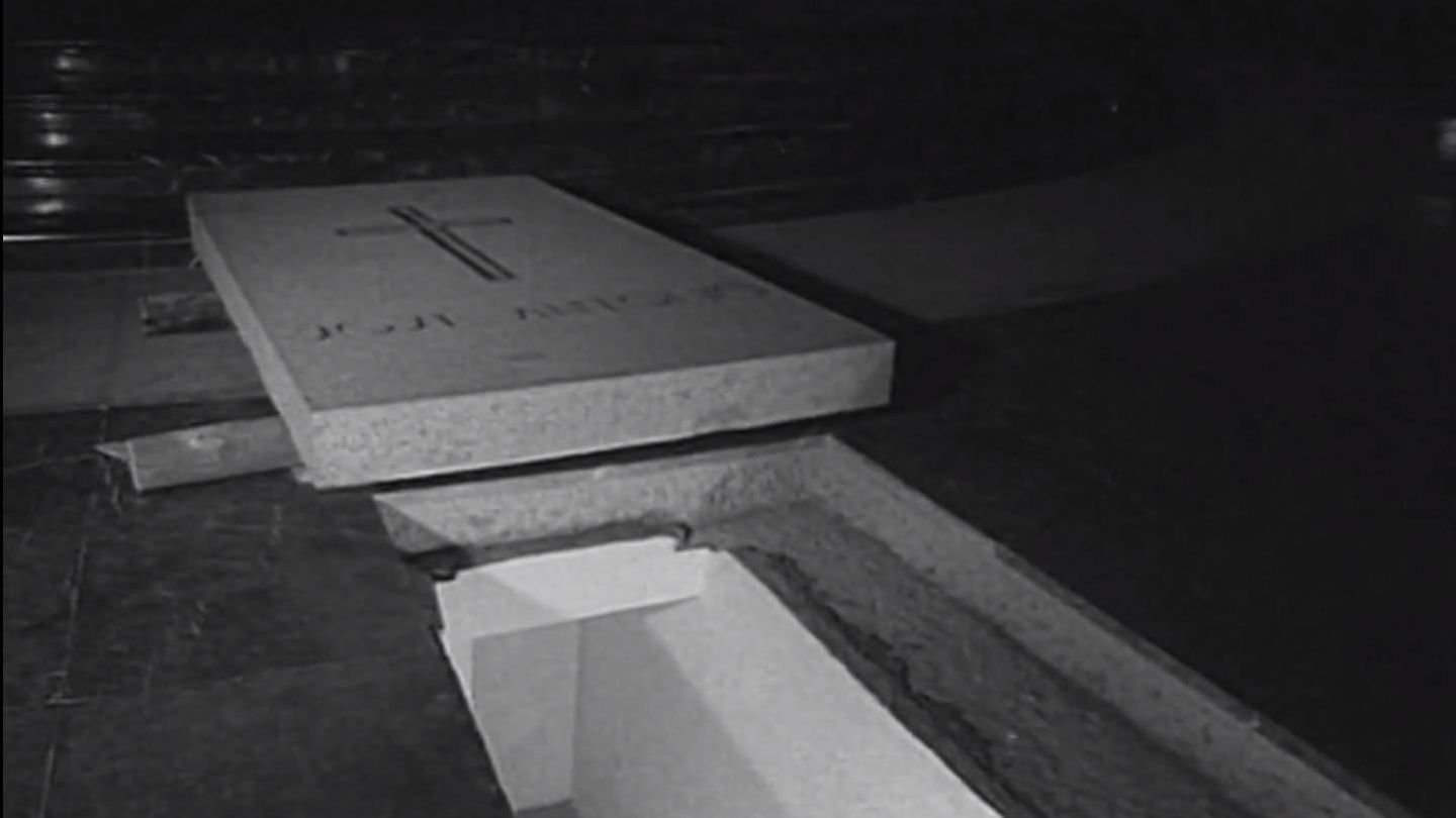 Tumba de Primo de Rivera en el Valle de los Caídos antes de ser inhumado | RTVE