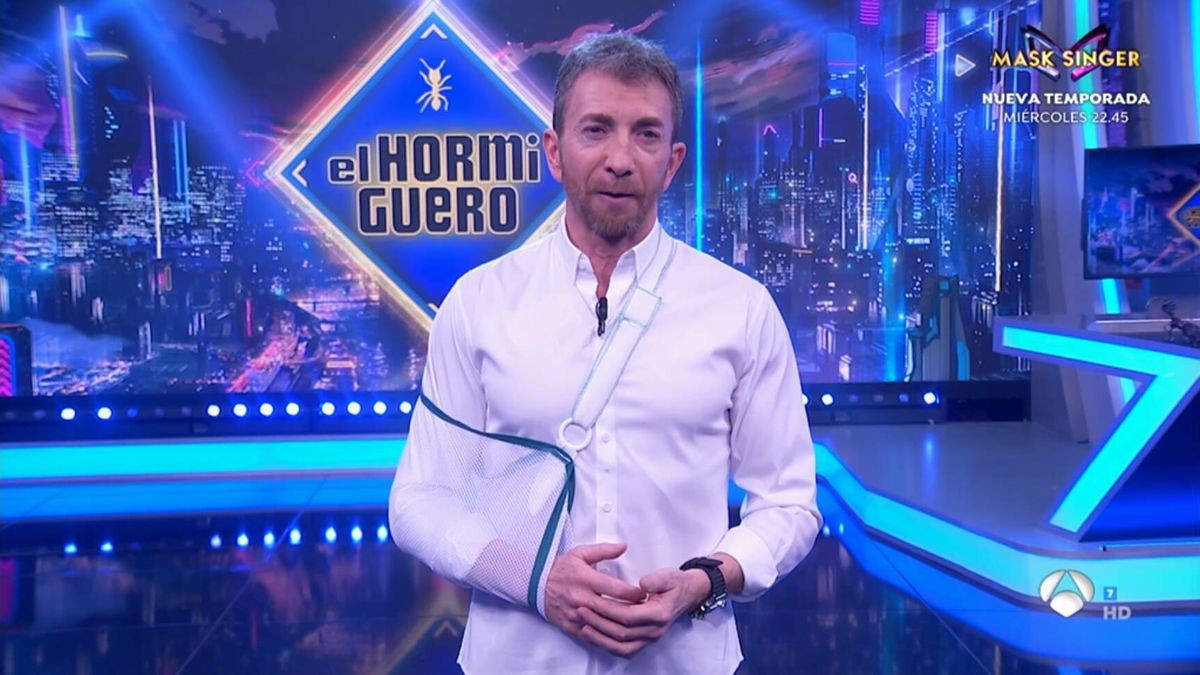 "Todavía estoy afectado": Pablo Motos explica en 'El Hormiguero' su accidente con el brazo