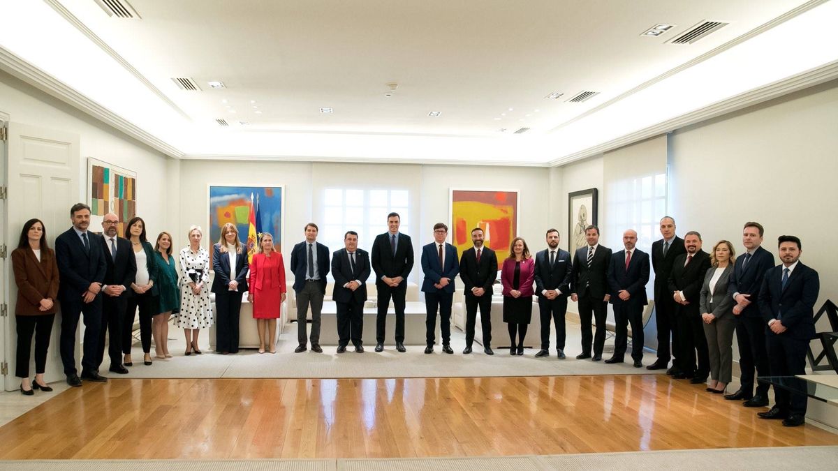 Sánchez suspende en paridad en la Moncloa: solo nueve de 26 altos cargos son mujeres