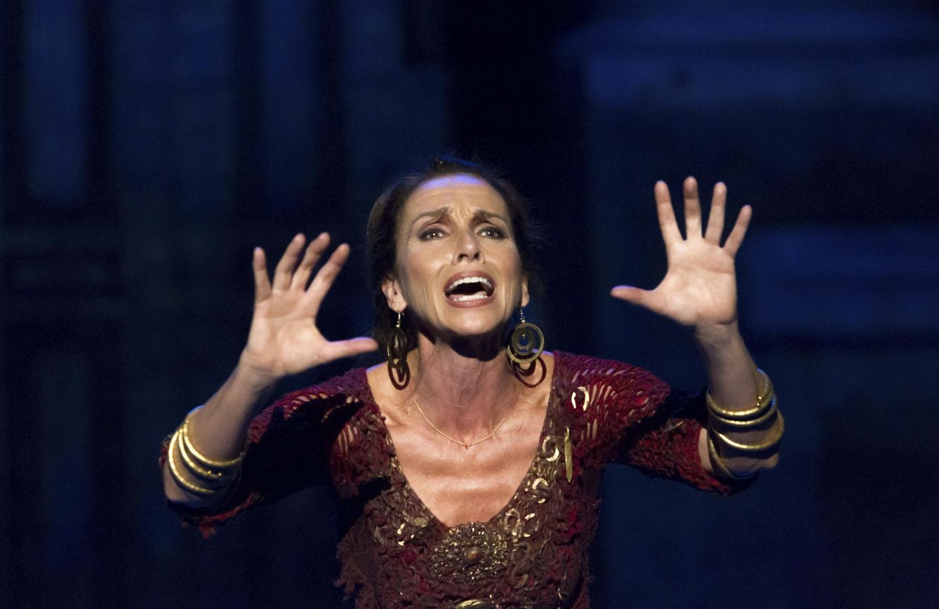 Ana Belén protagoniza la 'Medea' que inauguró anoche el festival (Efe)