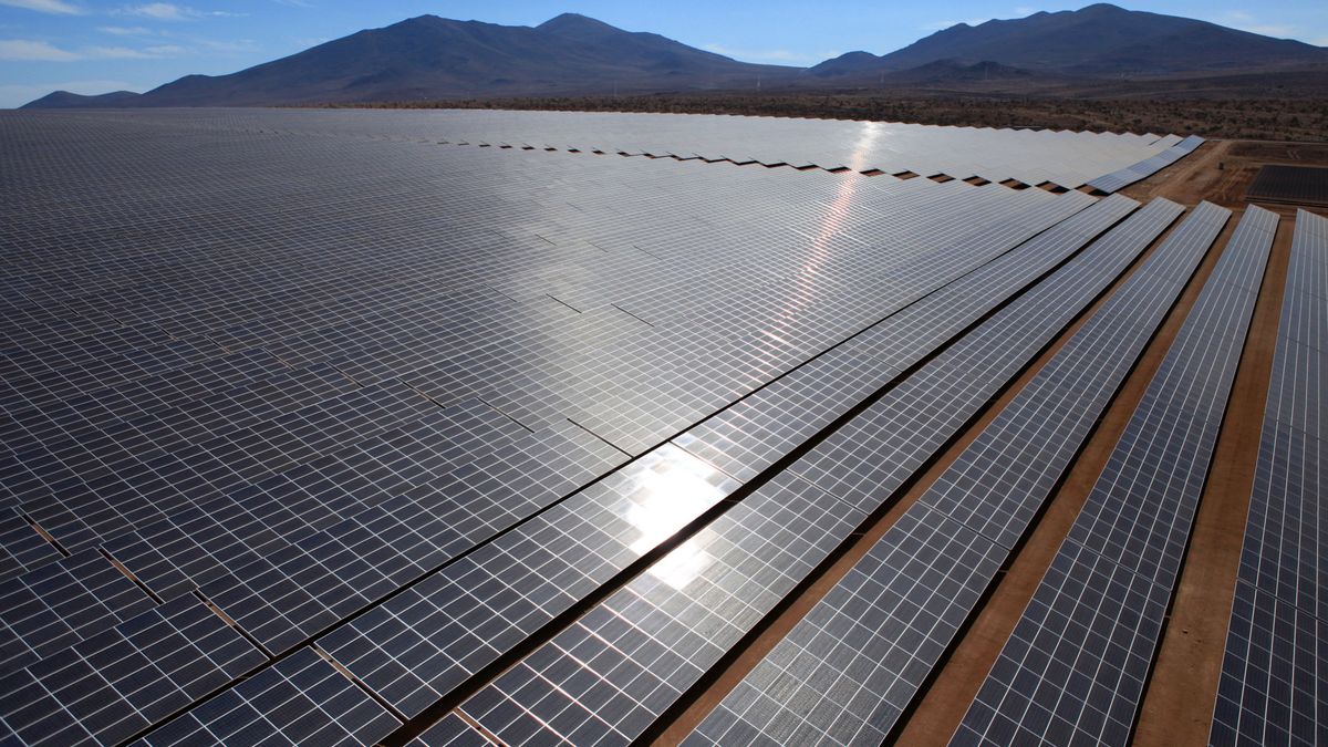 Repsol se alía con Ibereólica para dar el salto internacional en renovables en Chile