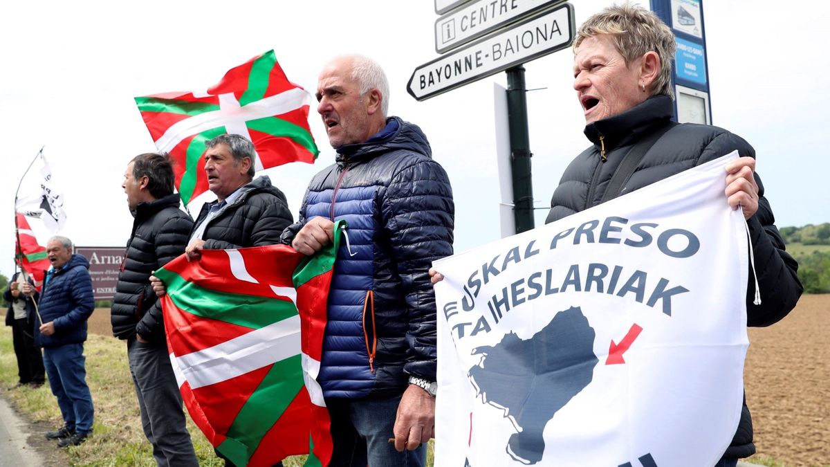 Comienza el acercamiento: trasladan de Asturias a Basauri a dos presos etarras