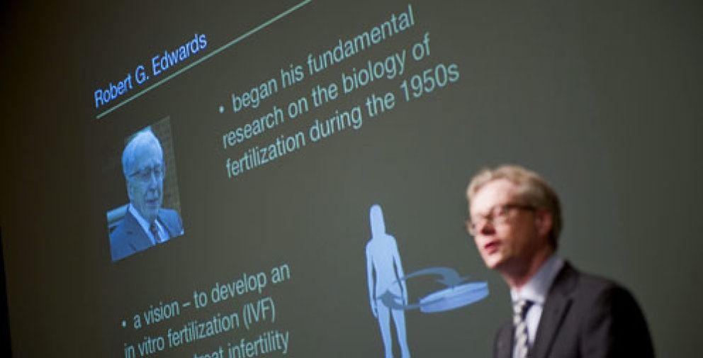 Foto: El investigador británico Robert G. Edwards gana el Nobel de Medicina