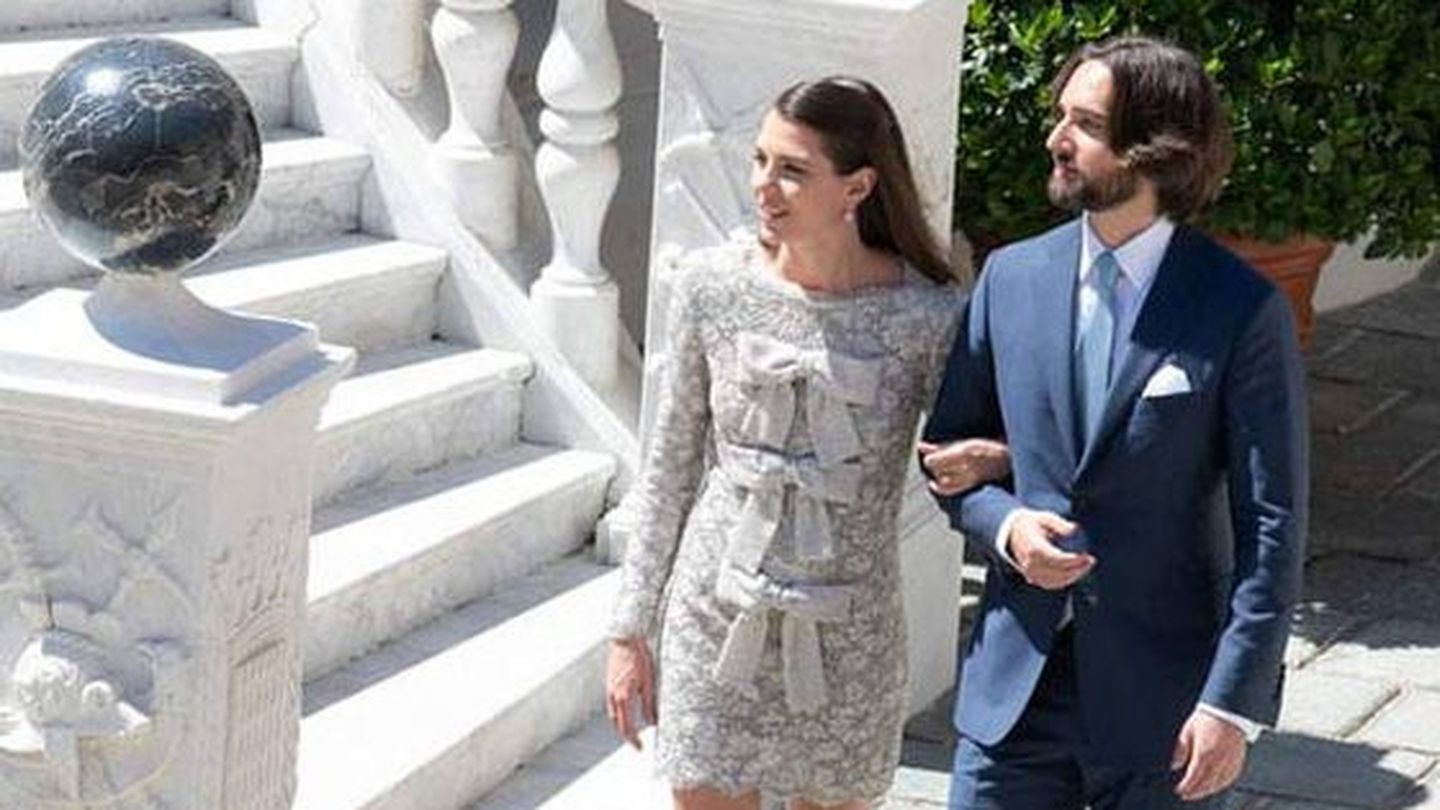 Foto oficial de la boda de Carlota junto a Dimitri