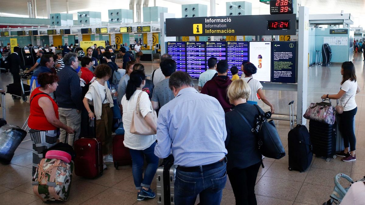 Cancelados 58 vuelos en el Aeropuerto de Barcelona por la huelga independentista