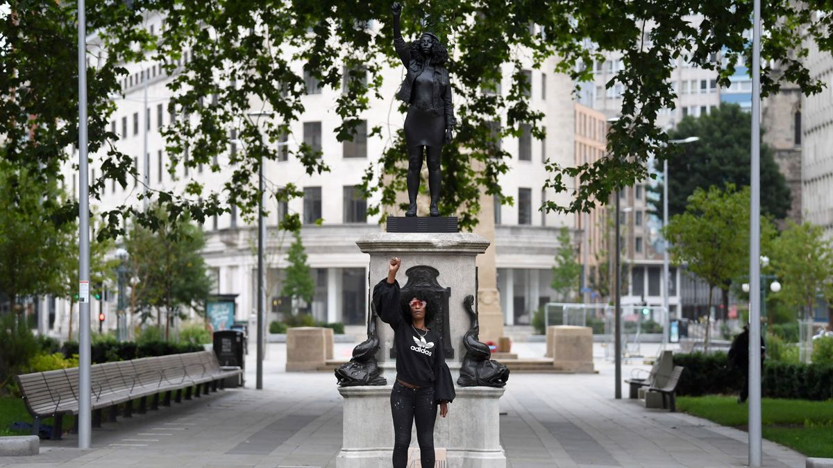 Sustituyen la estatua de un esclavista por la de una activista de Black Lives Matter
