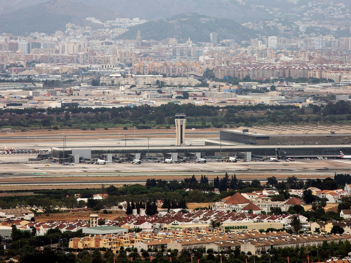 Foto: Vista del Aeropuerto de Málaga. (EFE)