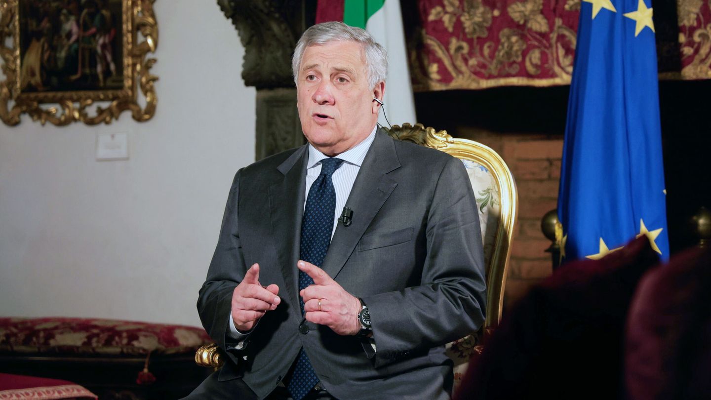 Rome (Italy), 16 04 2024.- Italian Foreign Minister, Antonio Tajani, attends a meeting with his Canadian counterpart at Villa Madama, in Rome, Italy, 16 April 2024. (Italia, Roma) EFE EPA GIUSEPPE LAMI 