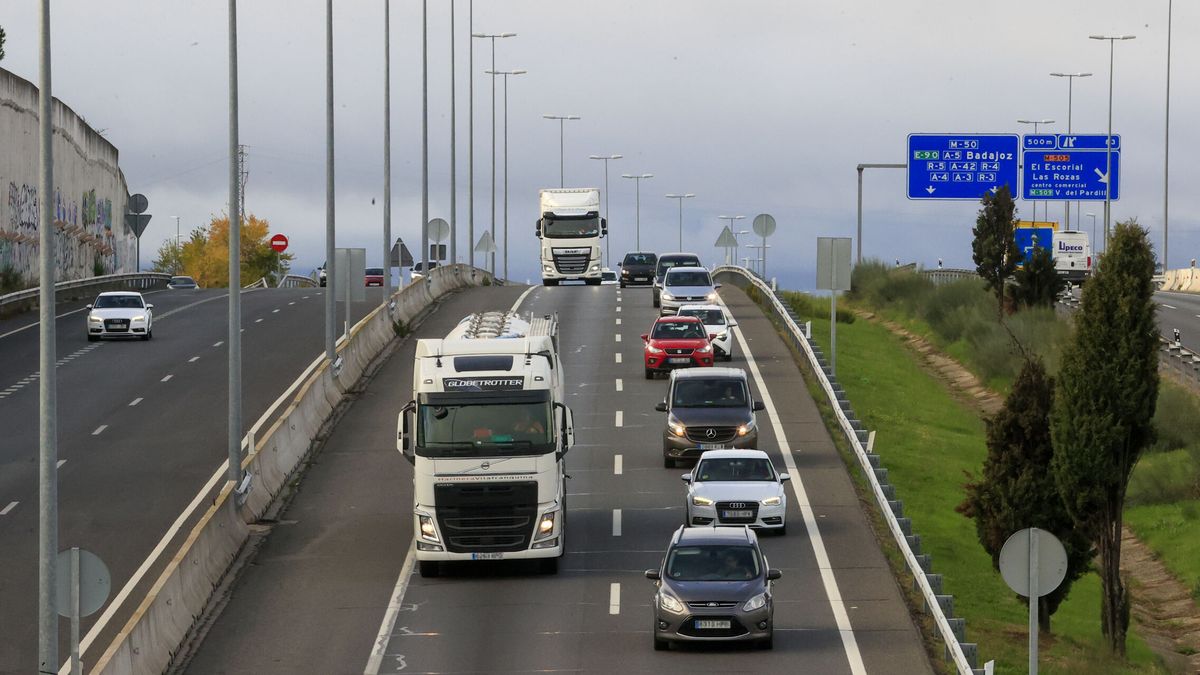 Un millón de españoles no puede pagar el transporte ni tiene alternativas al coche