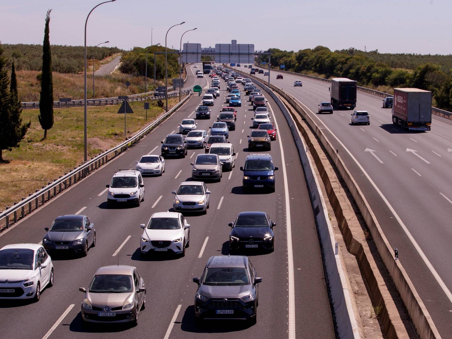 El sector del transporte es responsable del  27.7% de las emisiones de CO?. EFE