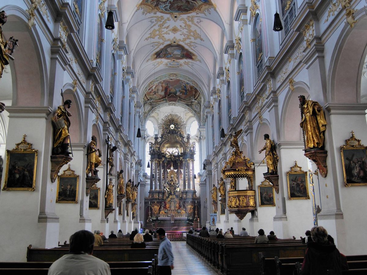 Foto: Interior la iglesia de San Pablo, en Alemania (Pexels)