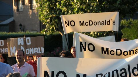 Los 'pijos' de Pozuelo, en guerra contra McDonald's: manifestaciones y pintadas