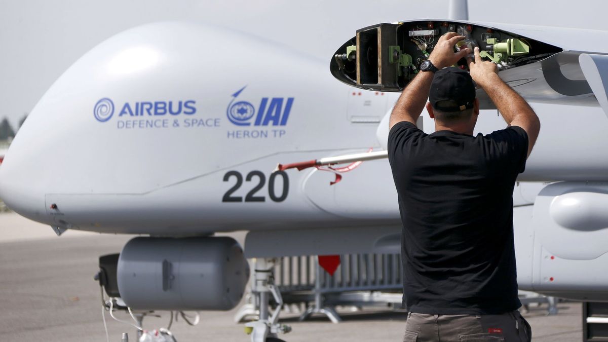 Ni generan ruido ni humo: así son los drones armados que utiliza Israel con bombas de gravedad
