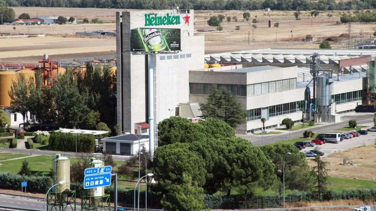Fábrica de Heineken a la altura del kilómetro 23 de la A-1.