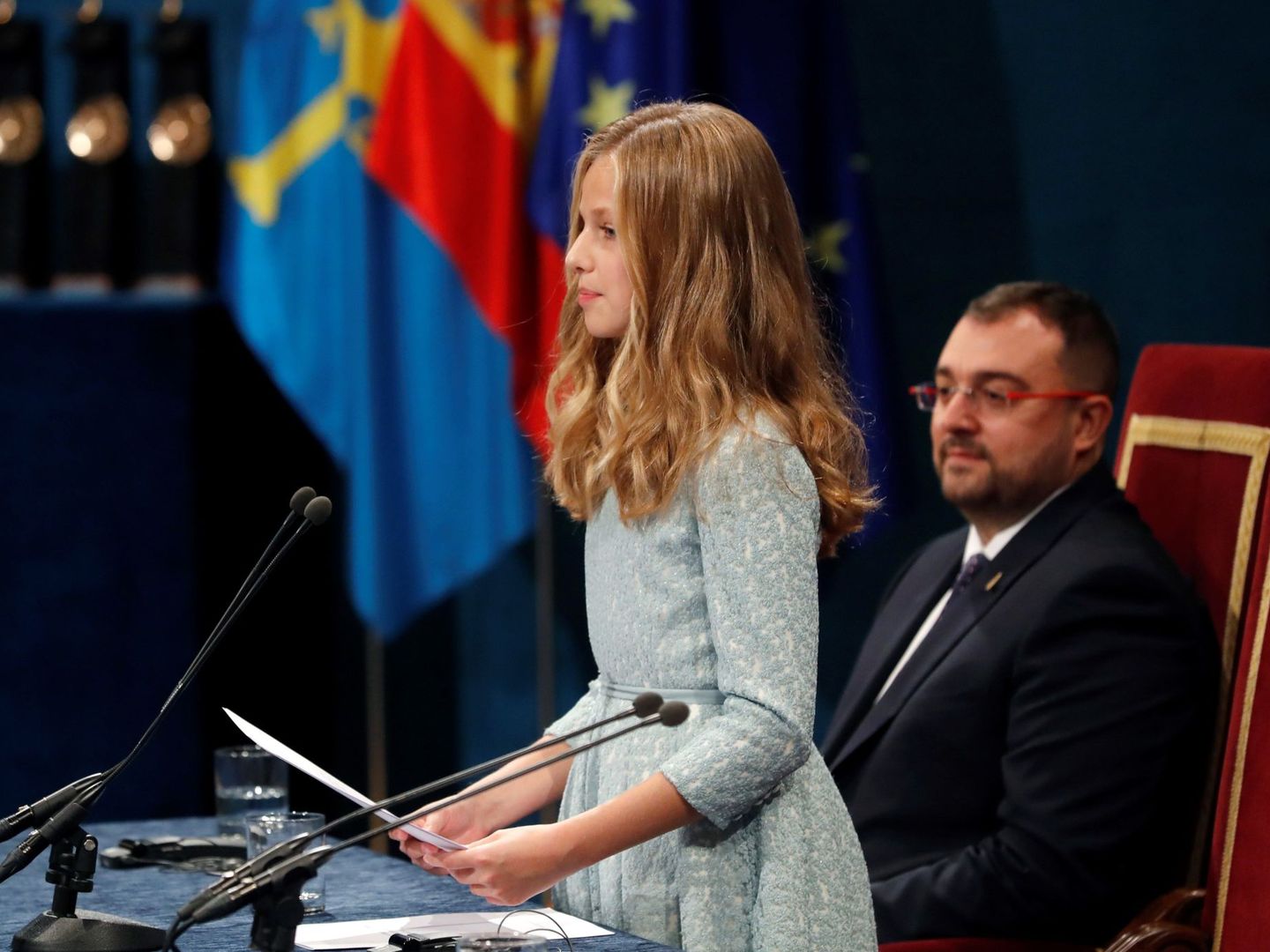 La princesa Leonor pronuncia por primera vez su discurso en la ceremonia de entrega de los Premios Princesa de Asturias 2019. (EFE)
