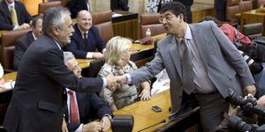 PSOE e IU ultiman una pinza para evitar que el PP controle la Federación de Municipios
