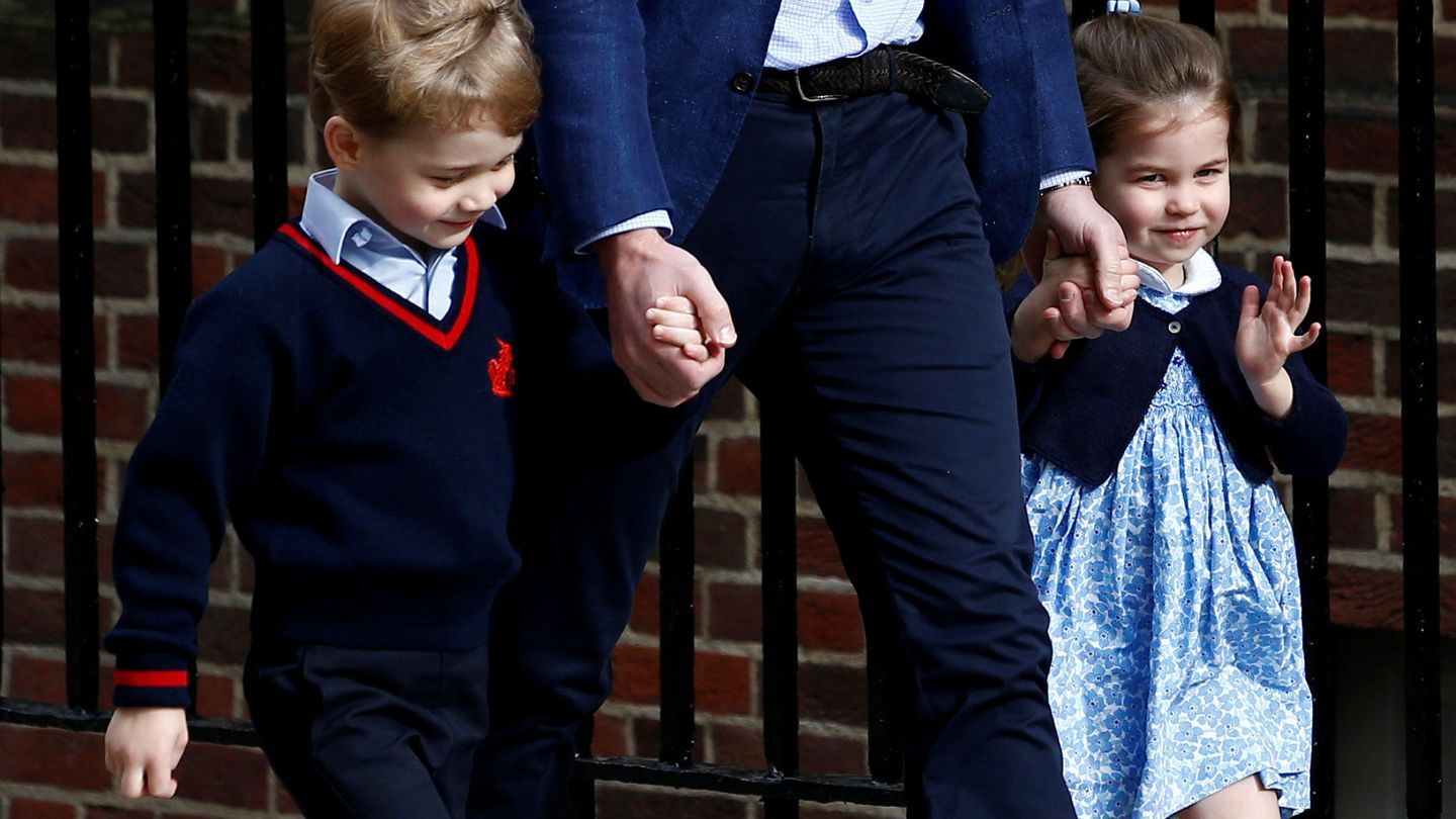 El príncipe George y la princesa Charlotte en una foto de archivo. (Reuters)