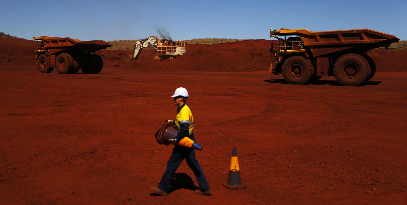 Foto: Un trabajador de una mina de hierro en el Sheila Valley, a 400 kilómetros al sur de Port Hedland (Reuters)