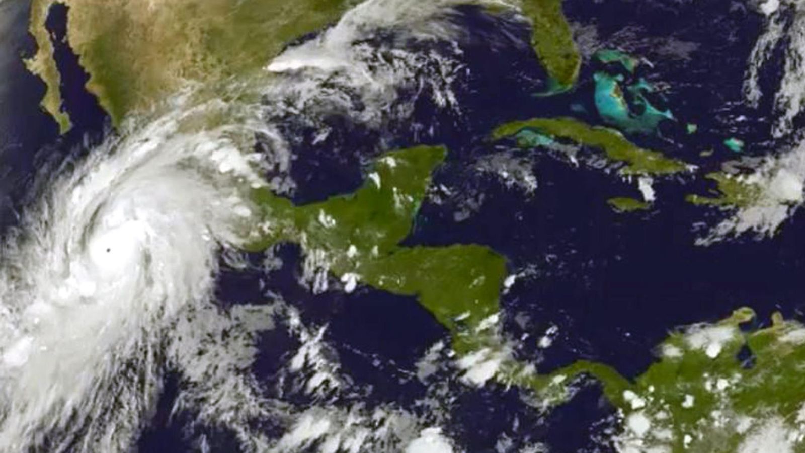 Foto: El huracán Patricia alcanza la categoría 5 frente a la costa mexicana del Pacífico. (EFE)