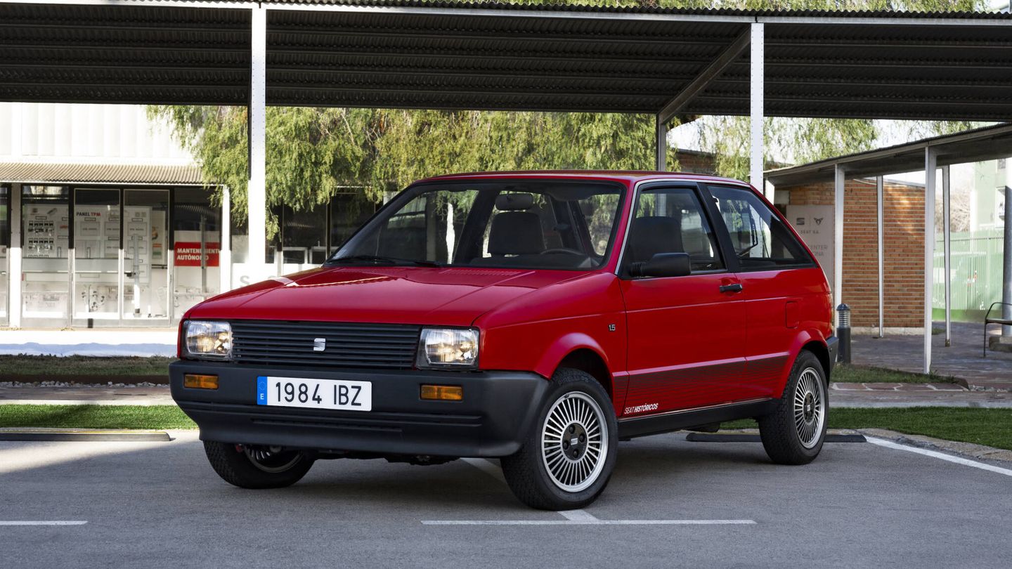 El Ibiza 1.5 GLX de color rojo, recientemente añadido a la colección, no había sido matriculado.
