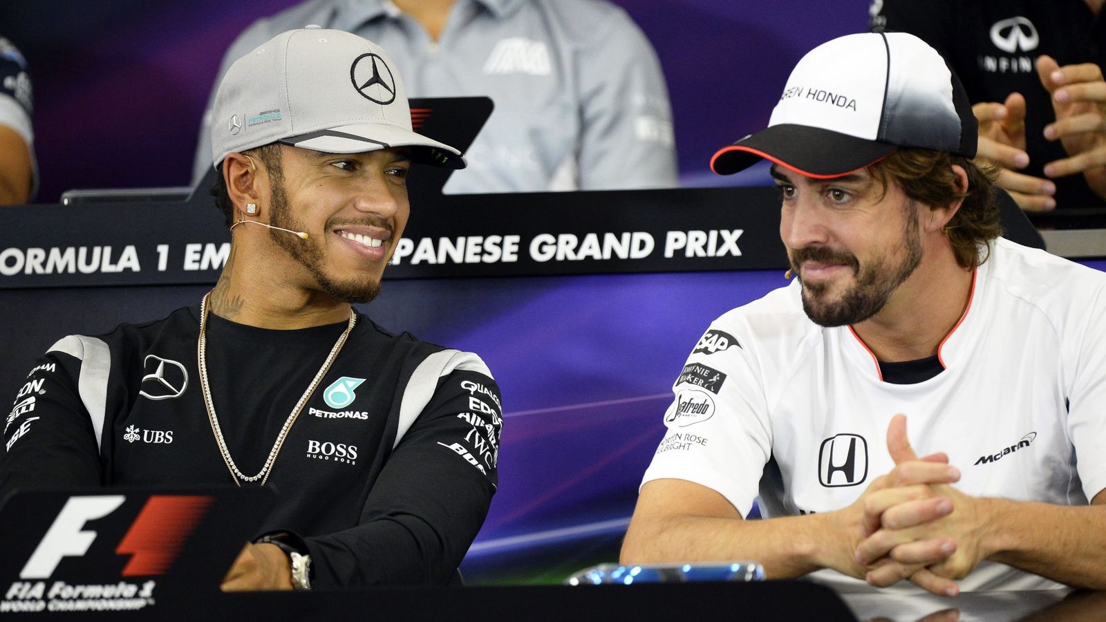Foto: Hamilton y Alonso, rivales en 2016 y ¿compañeros en 2017? (Diego Azubel/EFE) 