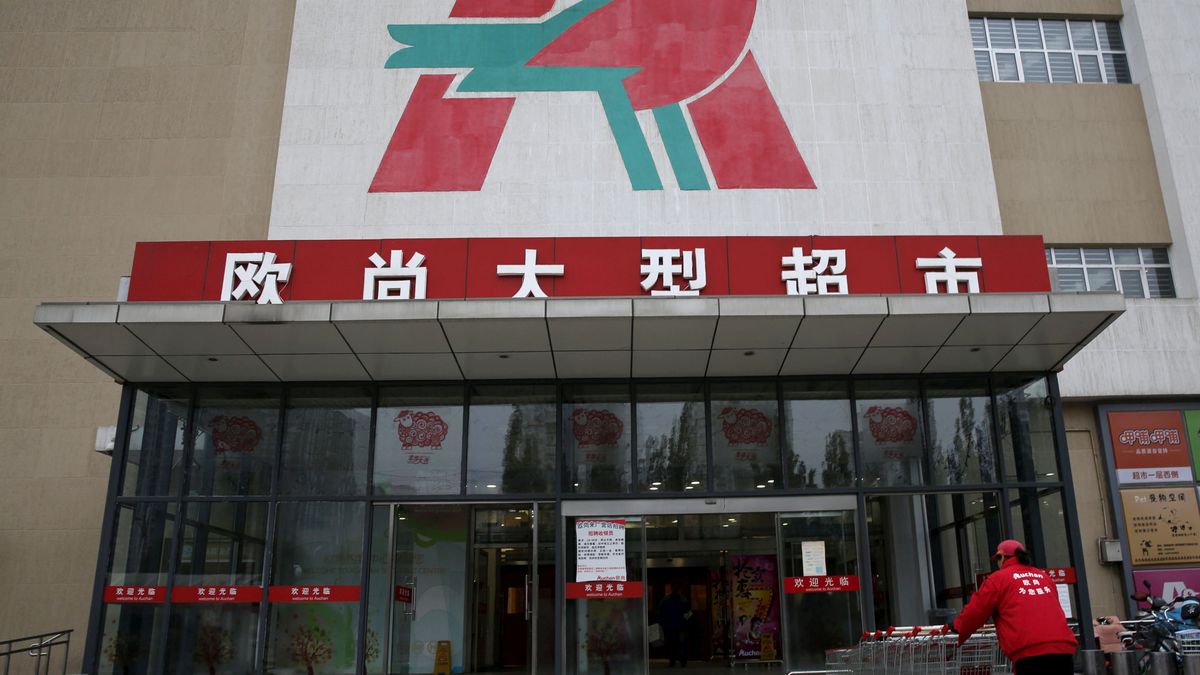 Auchan (Alcampo) vende su filial en China por 3.000 millones de euros