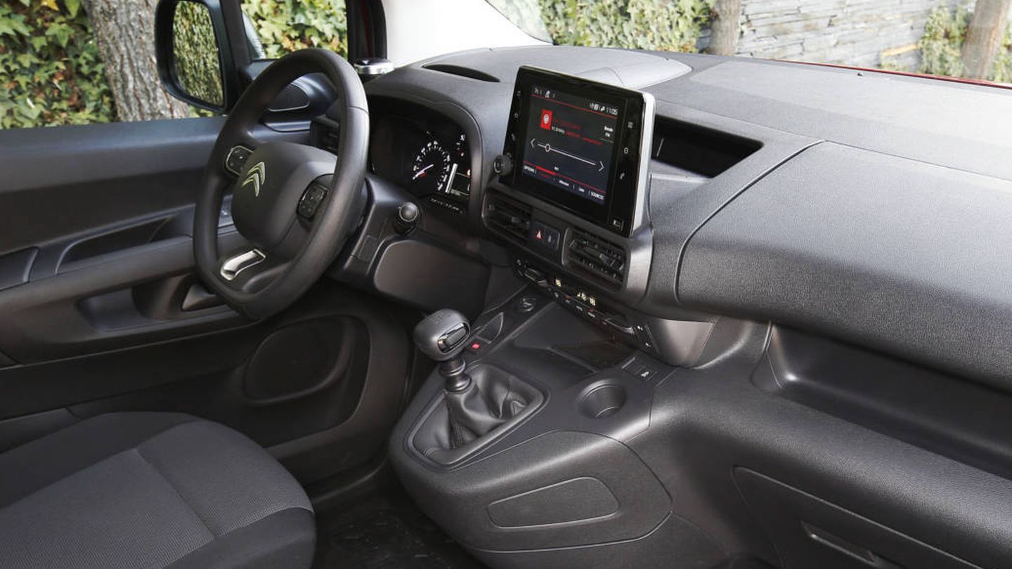 Confortable y tecnológico, el interior del nuevo Berlingo Van. 