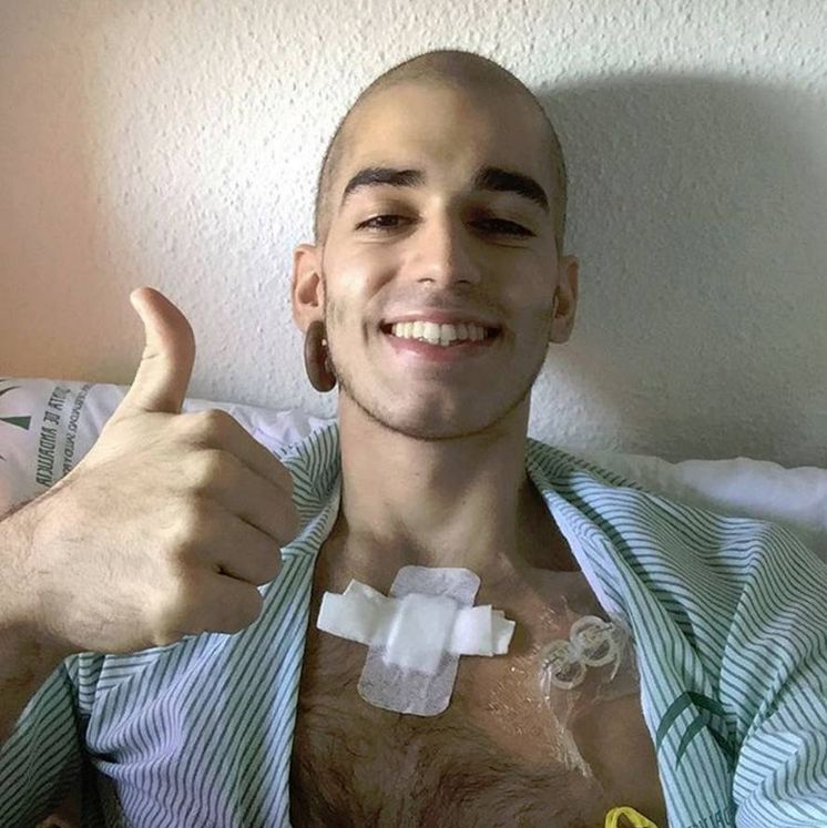 Foto: Pablo Ráez, el joven de 19 años que lucha contra la leucemia en un hospital de Málaga (Instagram/@srraez)