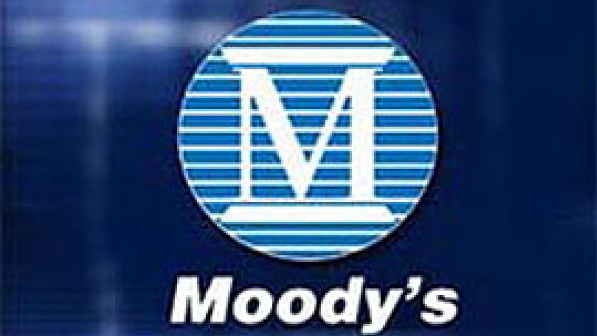 Moody's rebaja el 'rating' de Liberbank y Unicaja por la debilidad económica