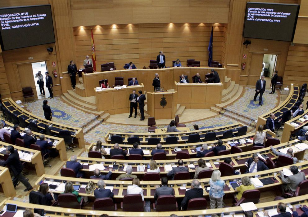 Foto: Una de las medidas que se votarán en asamblea está centrada en la supresión de instituciones 'obsoletas' como el Senado. (EFE)