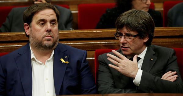 Foto: Fotografía de archivo de Oriol Junqueras (i) y Carles Puigdemont. (Reuters)