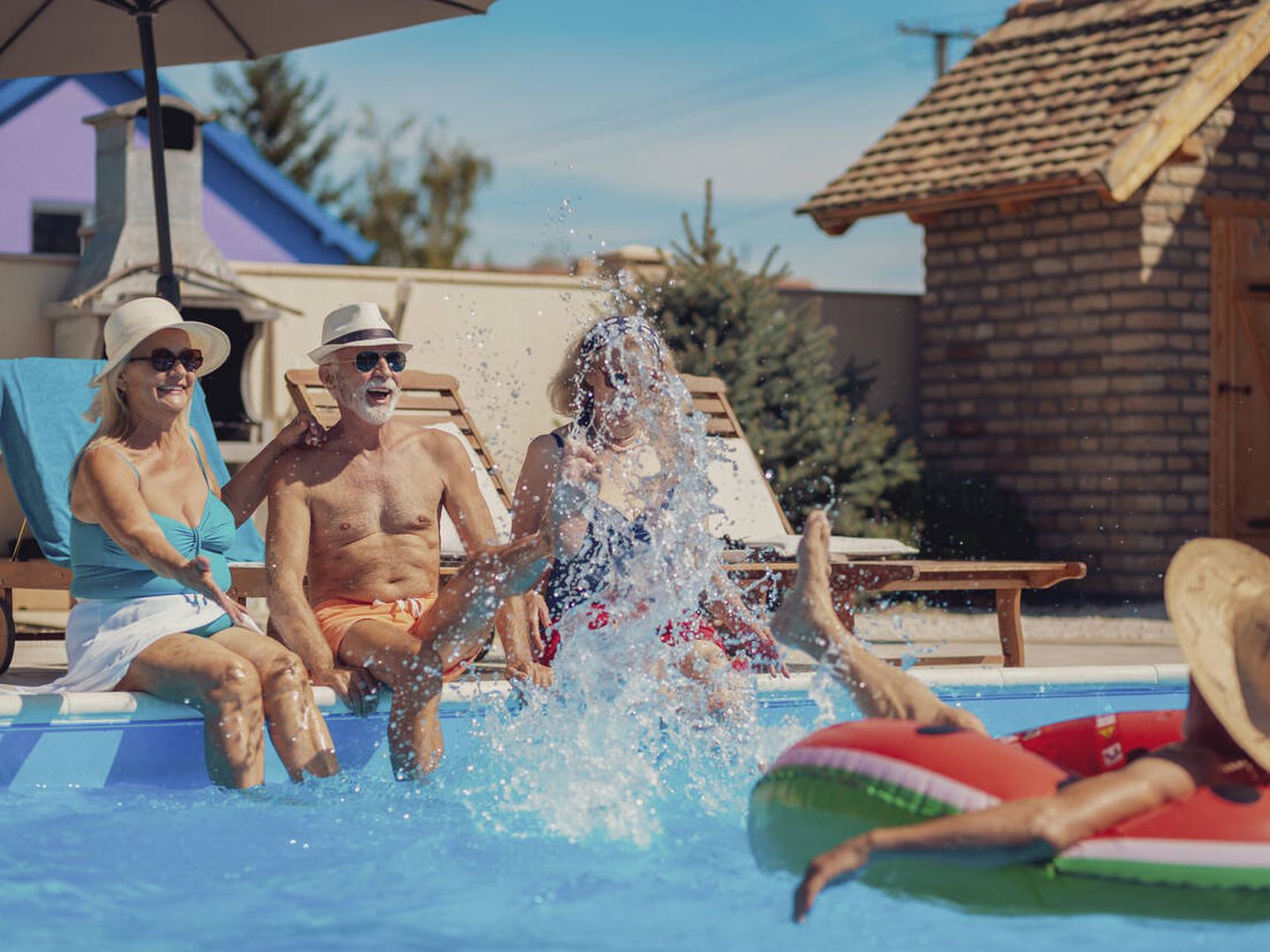 ¿Es necesario tener un socorrista en la piscina de la comunidad? (Foto: iStock)