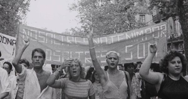 Foto: La primera manifestación por el orgullo gay fue en 1977 en Barcelona